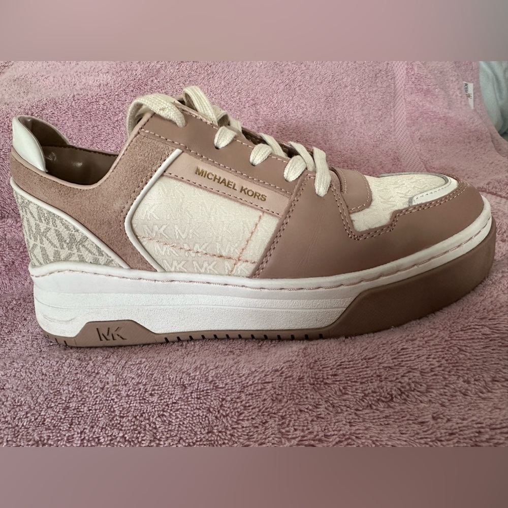Michael Kors Sneakers